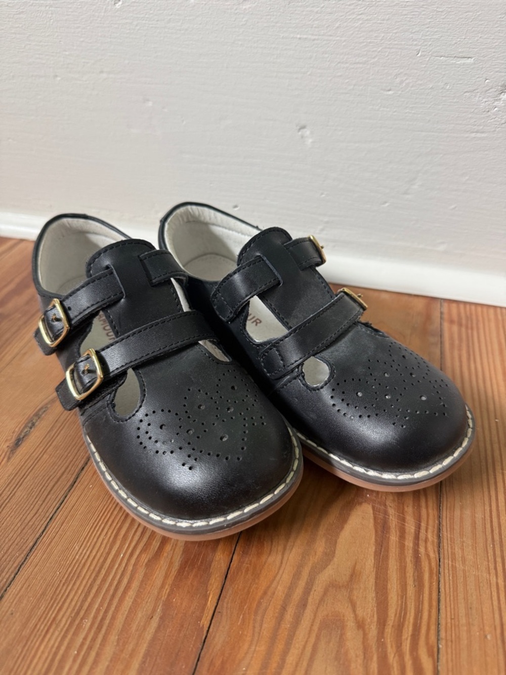 Classic Black Kids Mary Jane Shoes with Buckles
